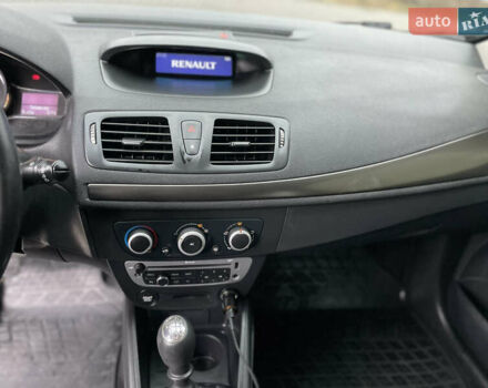 Черный Рено Меган, объемом двигателя 1.46 л и пробегом 284 тыс. км за 8100 $, фото 41 на Automoto.ua