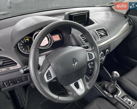 Чорний Рено Меган, об'ємом двигуна 1.6 л та пробігом 128 тис. км за 8900 $, фото 58 на Automoto.ua