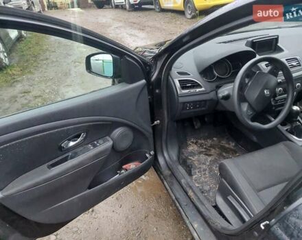 Черный Рено Меган, объемом двигателя 1.5 л и пробегом 287 тыс. км за 3600 $, фото 10 на Automoto.ua