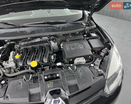 Чорний Рено Меган, об'ємом двигуна 1.6 л та пробігом 128 тис. км за 8900 $, фото 80 на Automoto.ua