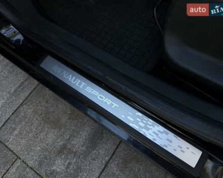 Черный Рено Меган, объемом двигателя 1.5 л и пробегом 244 тыс. км за 8800 $, фото 48 на Automoto.ua