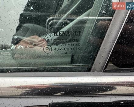 Черный Рено Меган, объемом двигателя 1.5 л и пробегом 205 тыс. км за 11150 $, фото 12 на Automoto.ua