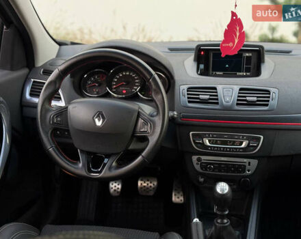 Черный Рено Меган, объемом двигателя 1.5 л и пробегом 238 тыс. км за 8700 $, фото 34 на Automoto.ua