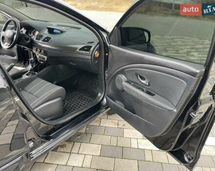 Черный Рено Меган, объемом двигателя 1.46 л и пробегом 284 тыс. км за 8100 $, фото 40 на Automoto.ua