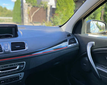 Рено Меган 2014 в Полтаве на Automoto.ua Черный Рено Меган, объемом двигателя 1.5 л и пробегом 229 тыс. км за 10740 $, фото 42 на Automoto.ua