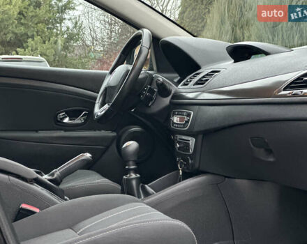 Черный Рено Меган, объемом двигателя 1.5 л и пробегом 258 тыс. км за 8650 $, фото 24 на Automoto.ua