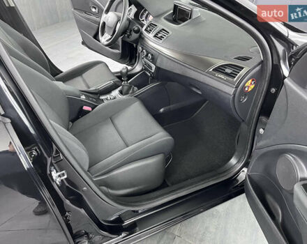 Чорний Рено Меган, об'ємом двигуна 1.6 л та пробігом 128 тис. км за 8900 $, фото 70 на Automoto.ua