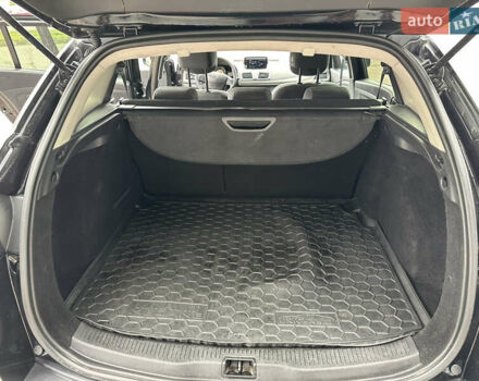 Черный Рено Меган, объемом двигателя 1.46 л и пробегом 260 тыс. км за 7550 $, фото 26 на Automoto.ua