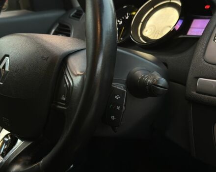 Черный Рено Меган, объемом двигателя 1.5 л и пробегом 200 тыс. км за 7600 $, фото 13 на Automoto.ua