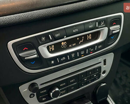 Черный Рено Меган, объемом двигателя 1.46 л и пробегом 318 тыс. км за 7500 $, фото 17 на Automoto.ua