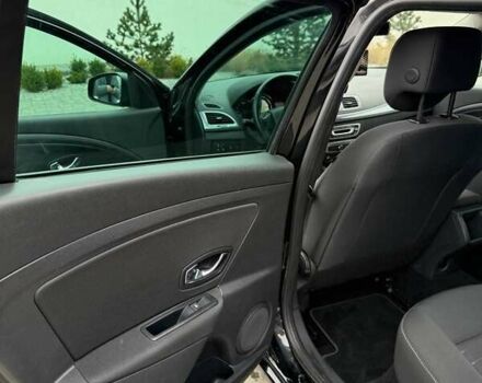 Черный Рено Меган, объемом двигателя 1.46 л и пробегом 233 тыс. км за 9500 $, фото 17 на Automoto.ua