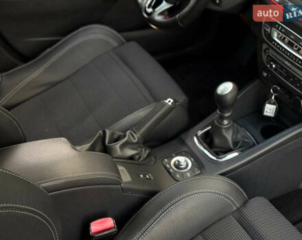 Черный Рено Меган, объемом двигателя 1.5 л и пробегом 238 тыс. км за 8700 $, фото 44 на Automoto.ua