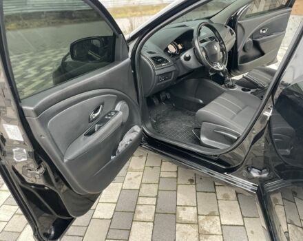 Черный Рено Меган, объемом двигателя 1.5 л и пробегом 294 тыс. км за 7999 $, фото 13 на Automoto.ua