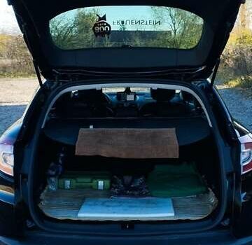 Черный Рено Меган, объемом двигателя 1.5 л и пробегом 183 тыс. км за 10300 $, фото 7 на Automoto.ua