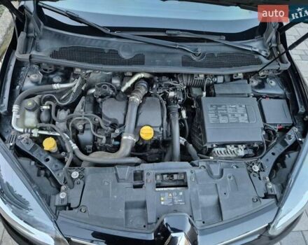 Чорний Рено Меган, об'ємом двигуна 1.46 л та пробігом 220 тис. км за 8300 $, фото 19 на Automoto.ua