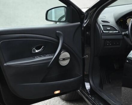 Черный Рено Меган, объемом двигателя 1.5 л и пробегом 194 тыс. км за 2500 $, фото 2 на Automoto.ua