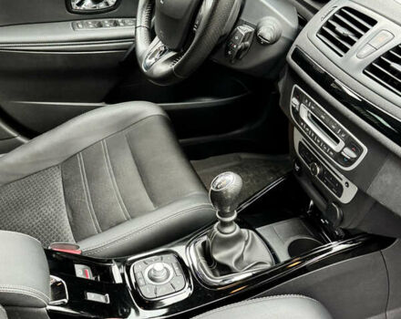 Черный Рено Меган, объемом двигателя 1.5 л и пробегом 207 тыс. км за 10900 $, фото 40 на Automoto.ua