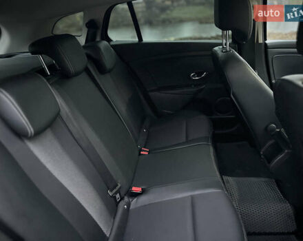 Черный Рено Меган, объемом двигателя 1.5 л и пробегом 276 тыс. км за 8700 $, фото 33 на Automoto.ua