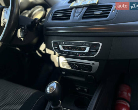 Черный Рено Меган, объемом двигателя 1.46 л и пробегом 194 тыс. км за 8600 $, фото 26 на Automoto.ua