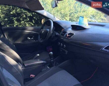 Рено Меган 2015 в Каменское - Днепродзержинск на Automoto.ua Черный Рено Меган, объемом двигателя 1.5 л и пробегом 224 тыс. км за 10000 $, фото 2 на Automoto.ua