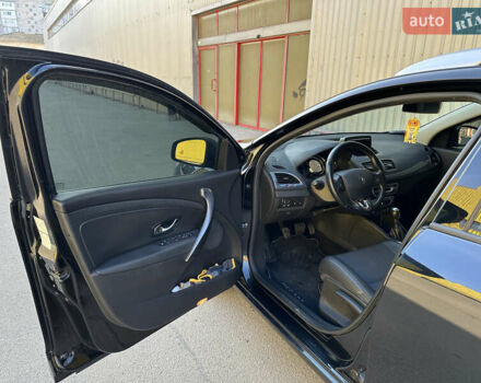 Черный Рено Меган, объемом двигателя 1.5 л и пробегом 256 тыс. км за 8500 $, фото 13 на Automoto.ua