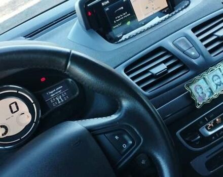 Черный Рено Меган, объемом двигателя 1.5 л и пробегом 183 тыс. км за 10300 $, фото 2 на Automoto.ua