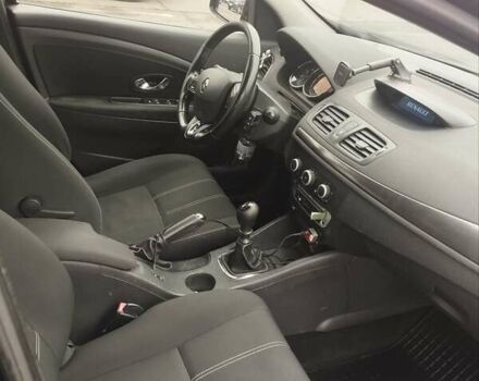 Чорний Рено Меган, об'ємом двигуна 1.6 л та пробігом 320 тис. км за 8600 $, фото 5 на Automoto.ua