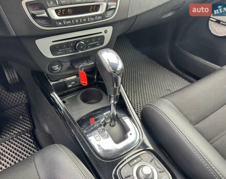 Чорний Рено Меган, об'ємом двигуна 1.46 л та пробігом 233 тис. км за 9500 $, фото 54 на Automoto.ua