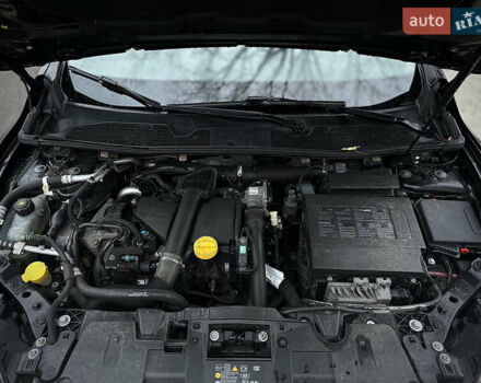 Черный Рено Меган, объемом двигателя 1.5 л и пробегом 276 тыс. км за 8700 $, фото 21 на Automoto.ua