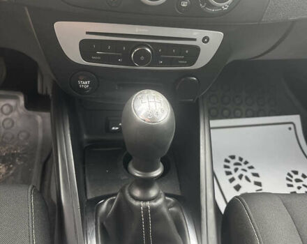 Черный Рено Меган, объемом двигателя 1.5 л и пробегом 254 тыс. км за 9550 $, фото 28 на Automoto.ua