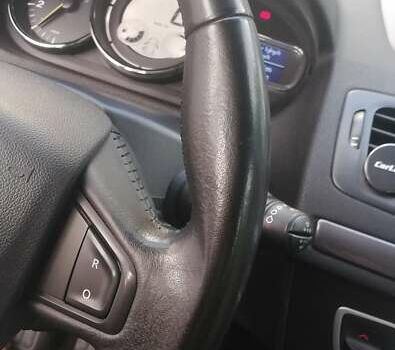 Черный Рено Меган, объемом двигателя 1.5 л и пробегом 260 тыс. км за 9500 $, фото 8 на Automoto.ua