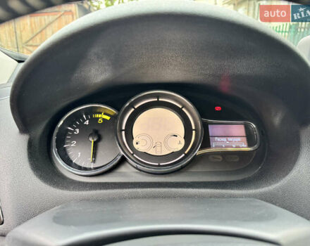 Черный Рено Меган, объемом двигателя 1.5 л и пробегом 207 тыс. км за 10900 $, фото 51 на Automoto.ua