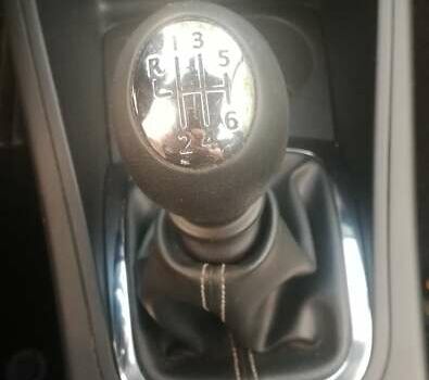 Черный Рено Меган, объемом двигателя 1.5 л и пробегом 260 тыс. км за 9500 $, фото 7 на Automoto.ua