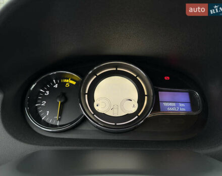 Чорний Рено Меган, об'ємом двигуна 1.5 л та пробігом 180 тис. км за 10200 $, фото 87 на Automoto.ua