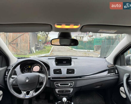 Черный Рено Меган, объемом двигателя 1.5 л и пробегом 207 тыс. км за 10900 $, фото 45 на Automoto.ua