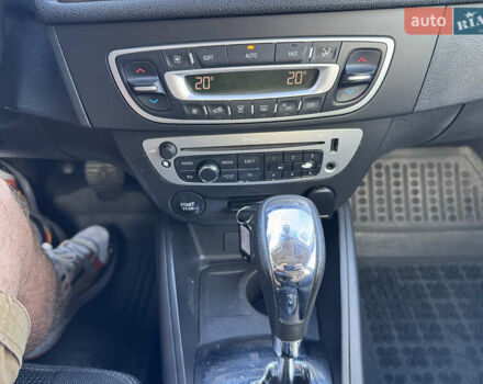 Черный Рено Меган, объемом двигателя 1.46 л и пробегом 193 тыс. км за 8290 $, фото 19 на Automoto.ua