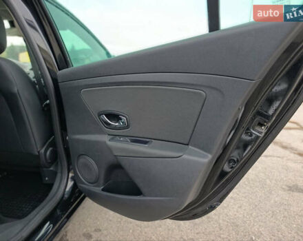Черный Рено Меган, объемом двигателя 1.5 л и пробегом 242 тыс. км за 9500 $, фото 26 на Automoto.ua
