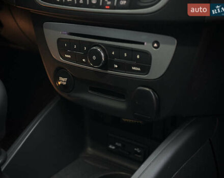 Черный Рено Меган, объемом двигателя 1.5 л и пробегом 276 тыс. км за 8700 $, фото 40 на Automoto.ua