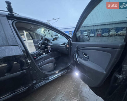 Чорний Рено Меган, об'ємом двигуна 1.5 л та пробігом 231 тис. км за 9300 $, фото 21 на Automoto.ua