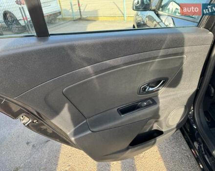 Черный Рено Меган, объемом двигателя 1.46 л и пробегом 193 тыс. км за 8290 $, фото 24 на Automoto.ua