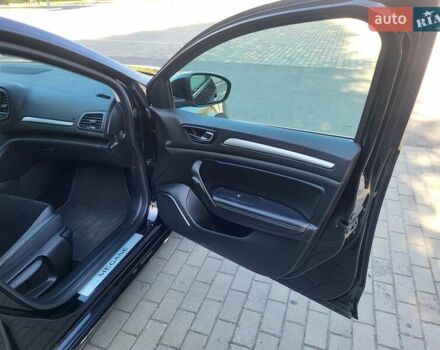 Черный Рено Меган, объемом двигателя 1.6 л и пробегом 150 тыс. км за 15000 $, фото 40 на Automoto.ua