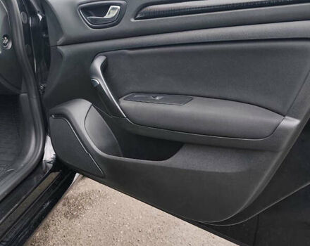 Черный Рено Меган, объемом двигателя 1.46 л и пробегом 136 тыс. км за 11500 $, фото 7 на Automoto.ua