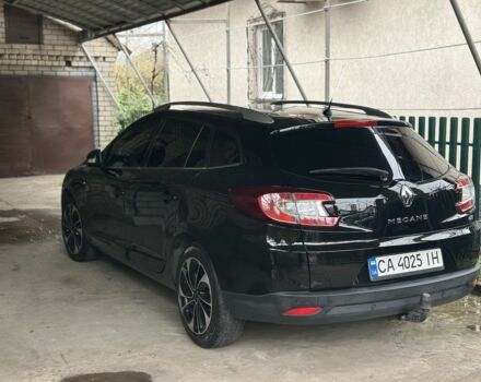 Черный Рено Меган, объемом двигателя 1.6 л и пробегом 210 тыс. км за 11800 $, фото 1 на Automoto.ua