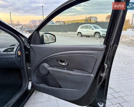 Черный Рено Меган, объемом двигателя 1.5 л и пробегом 173 тыс. км за 9999 $, фото 42 на Automoto.ua