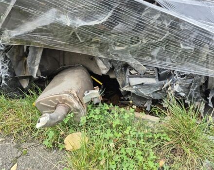 Черный Рено Меган, объемом двигателя 0 л и пробегом 350 тыс. км за 3000 $, фото 5 на Automoto.ua