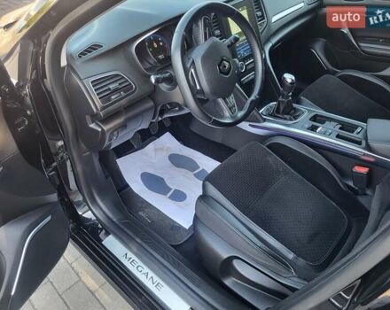 Черный Рено Меган, объемом двигателя 1.6 л и пробегом 150 тыс. км за 15000 $, фото 89 на Automoto.ua