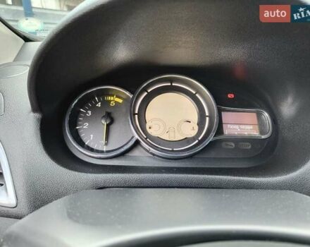 Черный Рено Меган, объемом двигателя 1.5 л и пробегом 160 тыс. км за 10000 $, фото 6 на Automoto.ua