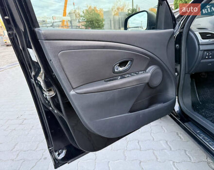 Черный Рено Меган, объемом двигателя 1.5 л и пробегом 173 тыс. км за 9999 $, фото 33 на Automoto.ua