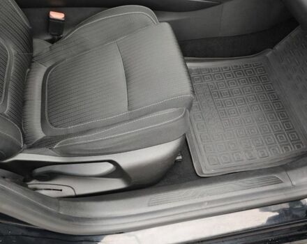 Черный Рено Меган, объемом двигателя 1.5 л и пробегом 136 тыс. км за 11500 $, фото 11 на Automoto.ua