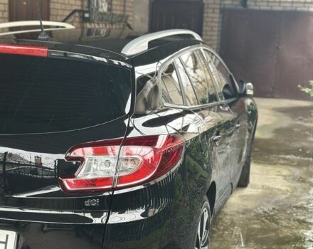 Черный Рено Меган, объемом двигателя 1.6 л и пробегом 210 тыс. км за 11800 $, фото 2 на Automoto.ua